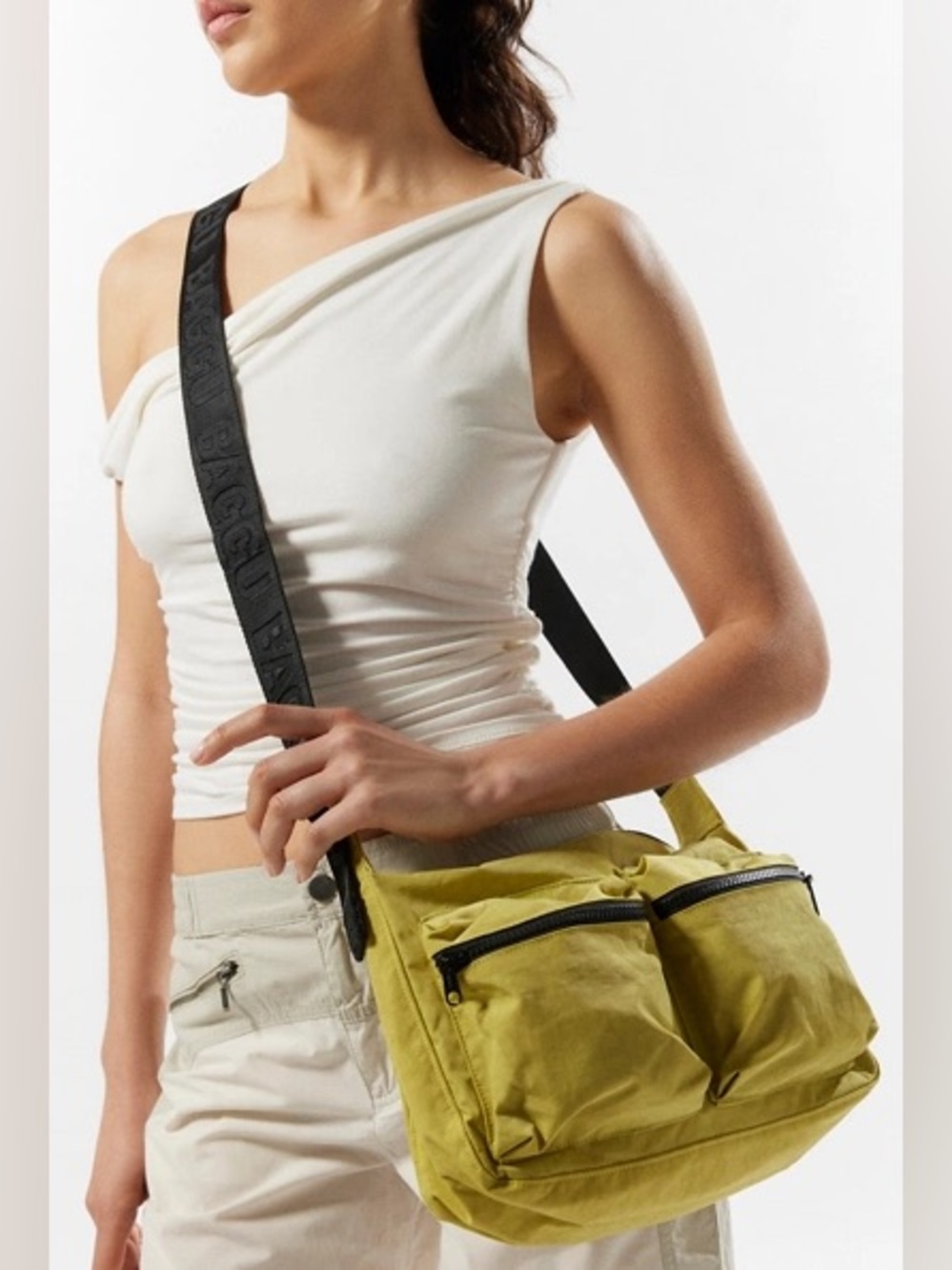 New With Tags  Baggu Medium Cargo Crossbody - Lemongrass